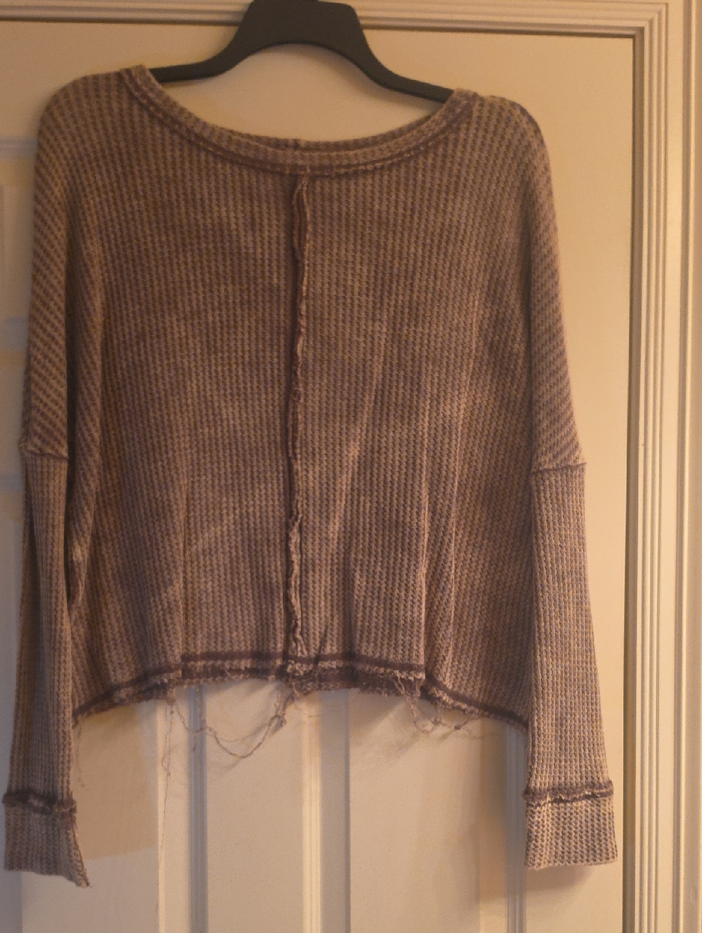 Zenana Outfitters Taupe/Brown Cropped Crewneck Shirt